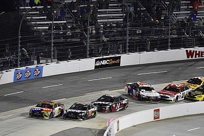 Martinsville-Spektakel: Kyle Busch schafft NASCAR-Finaleinzug