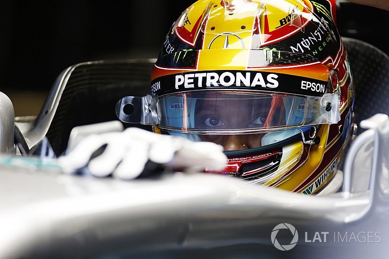 F1アメリカ:あいにくの雨のFP1。首位ハミルトン、2番手ベッテル