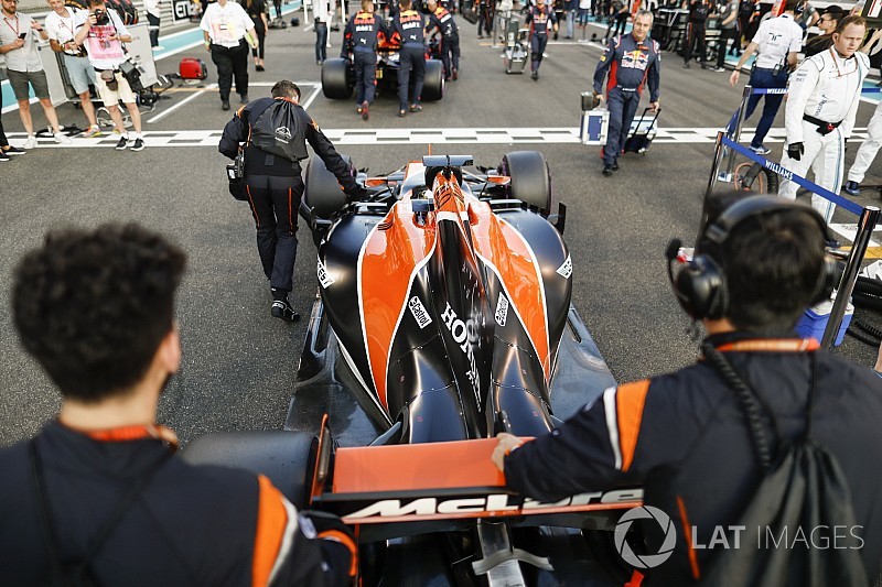 Алонсо: Я ще не бачив нової машини McLaren