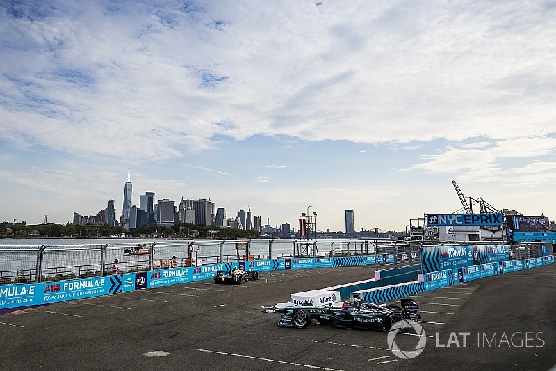 New York ePrix: Evans leads FP2 for Jaguar