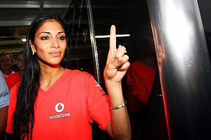 Eski mühendisine göre Hamilton'ın aşk hayatı performansını etkiliyor