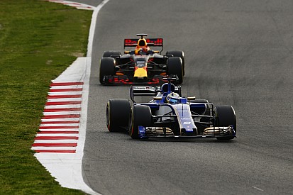 Verstappen : le DRS sera encore plus important en 2017