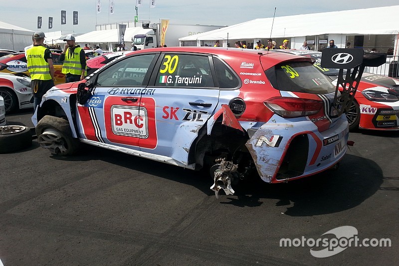 Alaposan visszafogják a Hyundaiokat a WTCR-ben