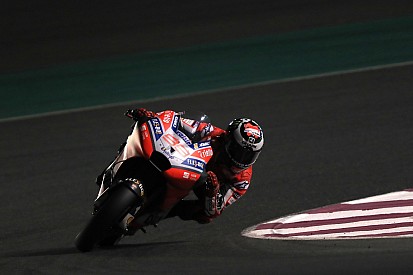 Lorenzo: "Tengo que mejorar los frenos, pero tengo un buen ritmo de carrera"