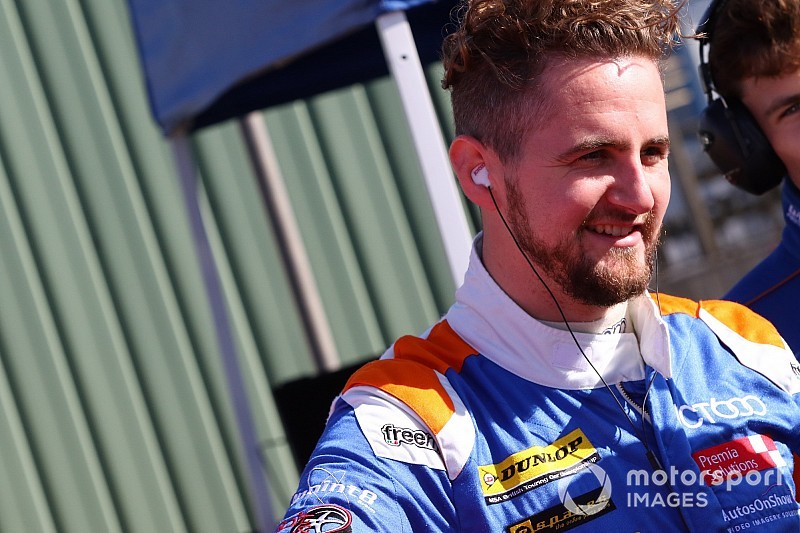Silverstone BTCC: Tordoff grabs first 2018 pole by 0.018s