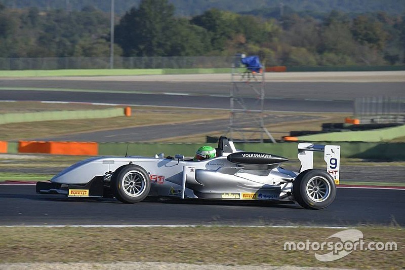 F2 Italian Trophy: Andrea Fontana centra la pole a Vallelunga