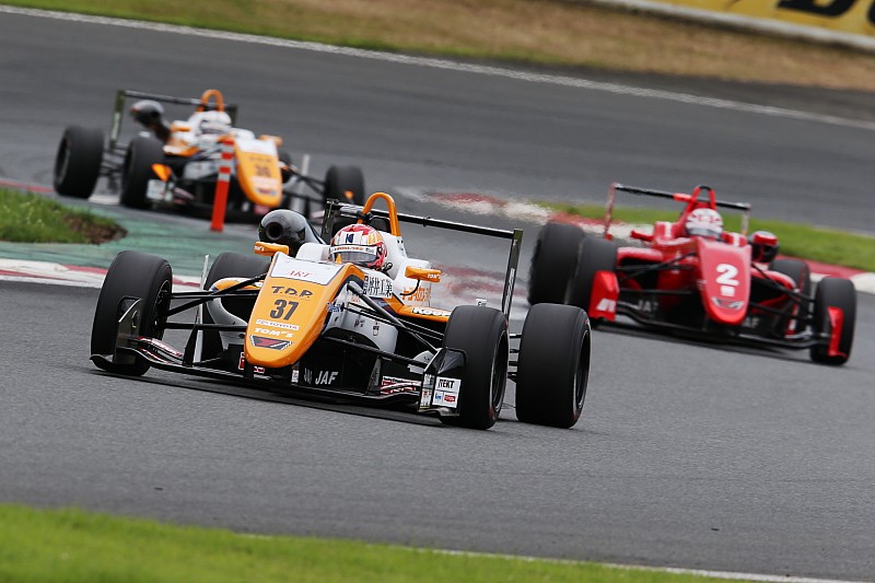 全日本F3第6戦:宮田莉朋が逆転で初優勝。坪井の連勝がストップ