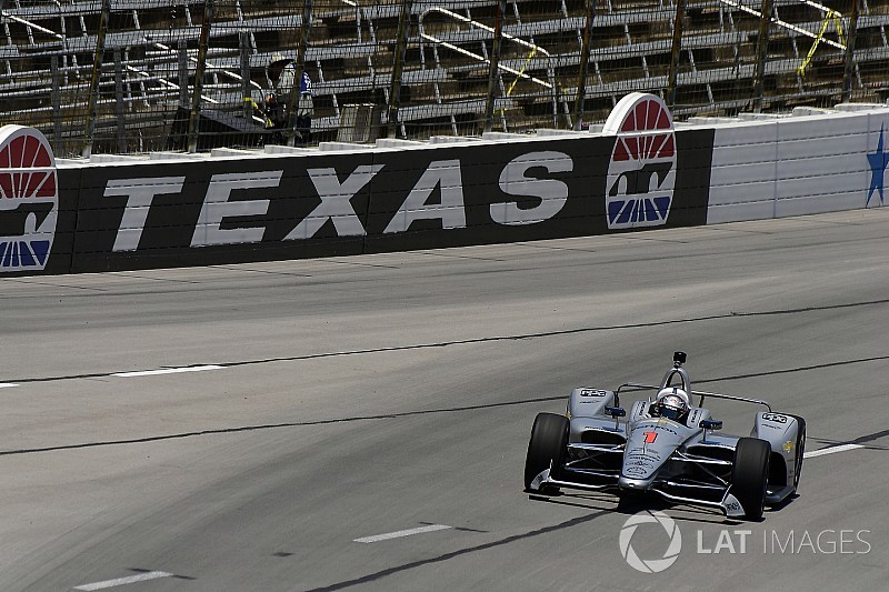 Newgarden é pole da Indy no Texas; Kanaan é 6º e Leist 19º