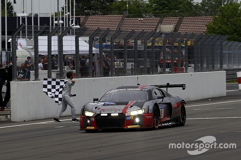 Frijns teleurgesteld na derde plaats in 24 uur Nürburgring