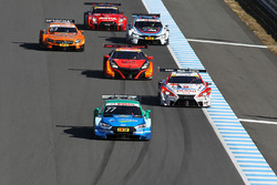Super-GT und DTM-Fahrzeuge auf der Strecke