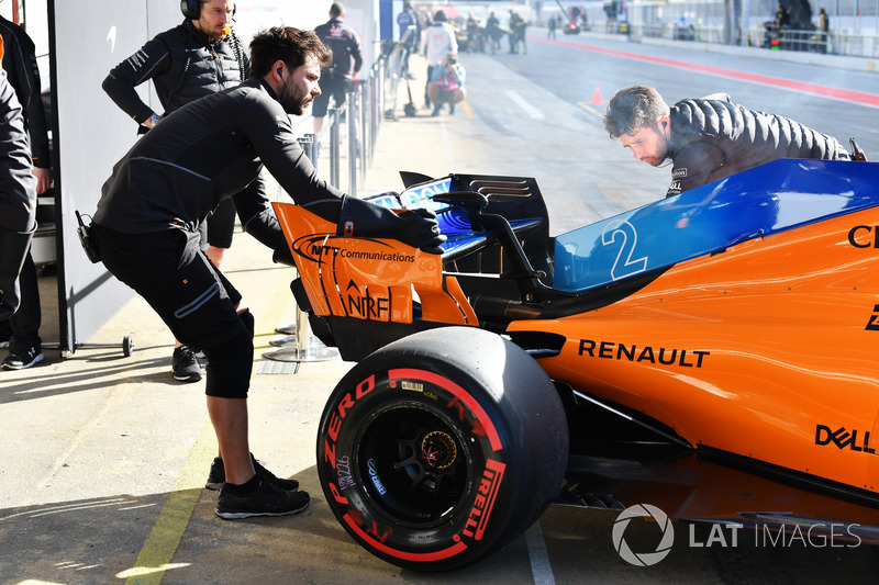 McLaren MCL33 rear wing