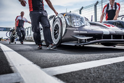 #2 Porsche Team Porsche 919 Hybrid: Romain Dumas, Neel Jani, Marc Lieb