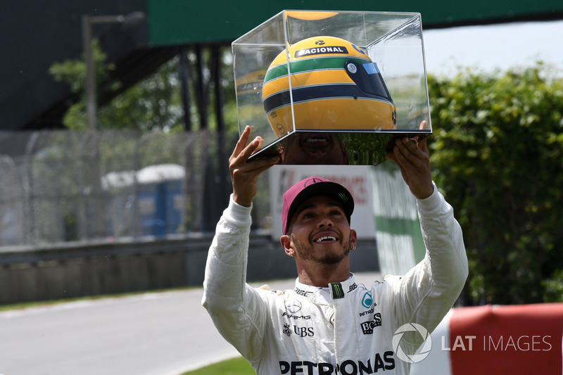 Lewis Hamilton (Ayrton Senna)