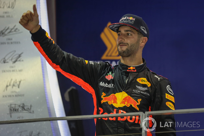 Podium: second place Daniel Ricciardo, Red Bull Racing