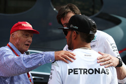 Нікі Лауда, Тото Вольфф і Льюіс Хемілтон, Mercedes AMG F1