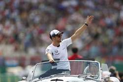 Jenson Button, McLaren, tijdens de rijdersparade