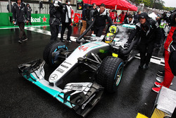 Льюїс Хемілтон, Mercedes AMG F1 W07 Hybrid на стартовій решітці