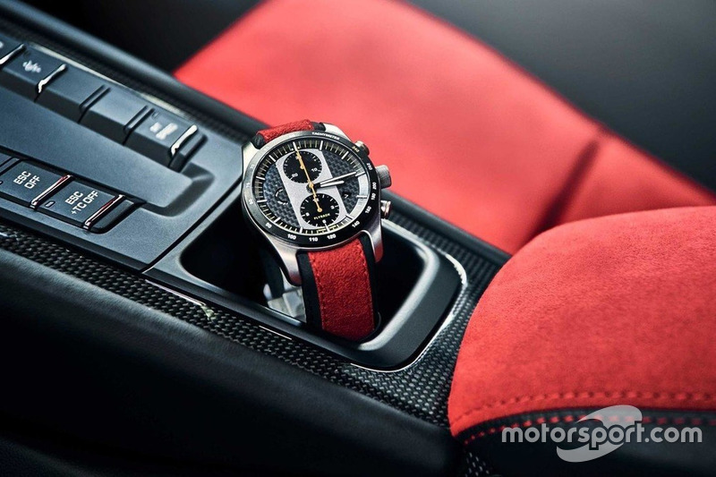 Новий Porsche 911 GT2 RS