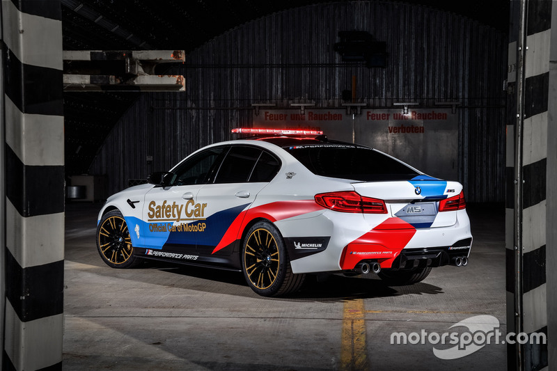 Автомобіль безпеки BMW M5 MotoGP