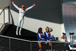 Льюіс Хемілтон, Mercedes AMG F1, із грід-гьолз