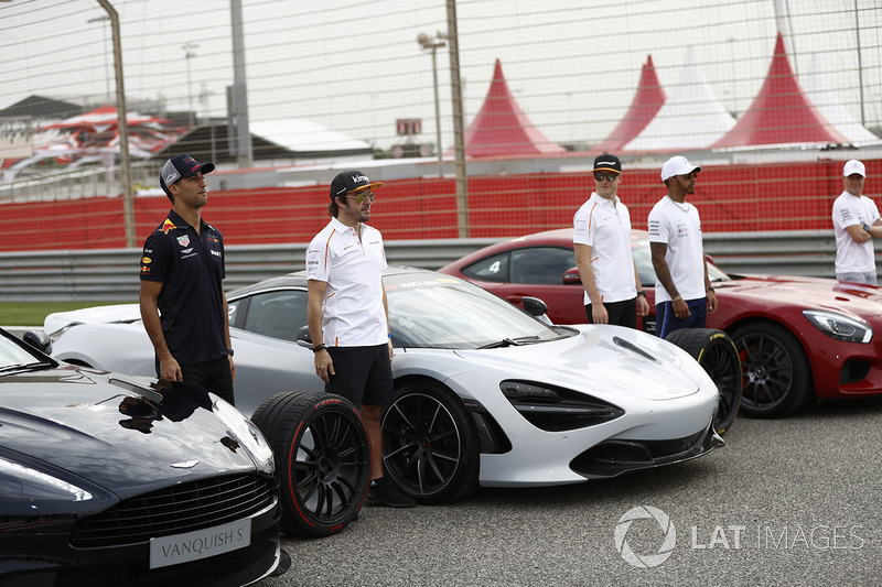 Daniel Ricciardo, Red Bull Racing, Aston Martin Vanquish S. Fernando Alonso, McLaren, Stoffel Vandoorne, McLaren, McLaren 720s. Lewis Hamilton, Mercedes AMG F1, Valtteri Bottas, Mercedes AMG F1, with the Mercedes AMG GTR, Pirelli Hot Laps