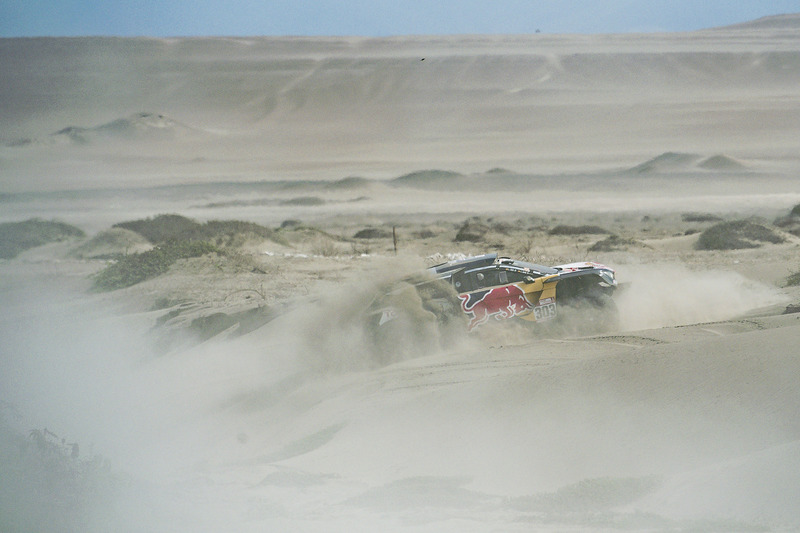 #303 Peugeot Sport Peugeot 3008 DKR: Карлос Сайнс, Лукас Крус