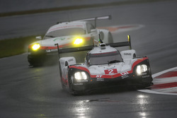 #2 Porsche Team Porsche 919 Hybrid: Тимо Бернхард, Эрл Бамбер, Брендон Хартли