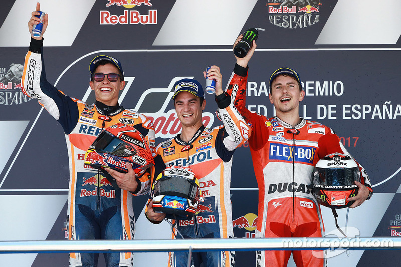 Podium 2017: Pemenang balapan, Dani Pedrosa, Repsol Honda Team, peringkat kedua, Marc Marquez, Repsol Honda Team, peringkat ketiga, Jorge Lorenzo, Ducati Team