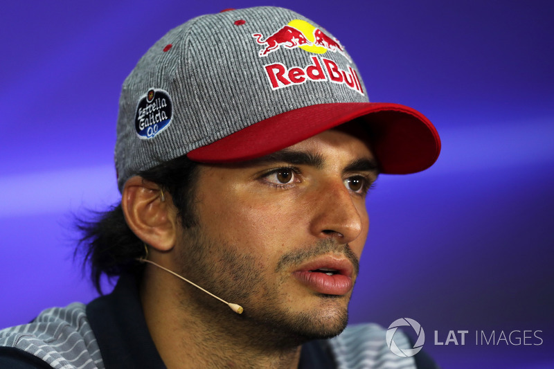 Carlos Sainz Jr., Scuderia Toro Rosso in the Press Conference