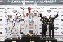 PC podium: winnaars Renger van der Zande, Alex Popow, tweede plaats Colin Braun, Jon Bennett, derde