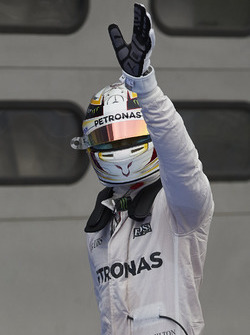 Поул-позиція Льюїс Хемілтон, Mercedes AMG F1