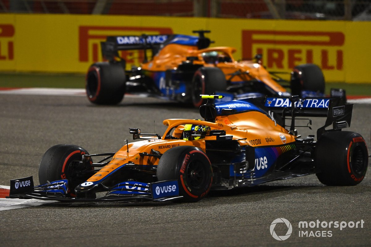 Lando Norris, McLaren MCL35M. Daniel Ricciardo, McLaren MCL35M.