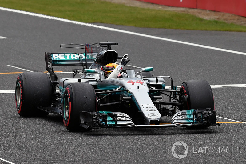 Lewis Hamilton, Mercedes-Benz F1 W08