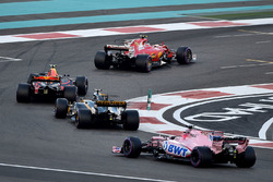 Кімі Райкконен, Ferrari SF70H, Макс Ферстаппен, Red Bull Racing RB13, Ніко Хюлькенберг, Renault Spor