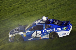 Kyle Larson, Chip Ganassi Racing, Chevrolet Camaro Credit One Bank gira