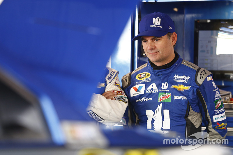Platz 8: Jeff Gordon – 2.610 Runden