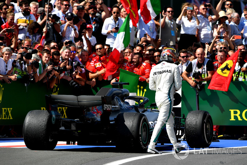 Льюис Хэмилтон, Mercedes AMG F1 W09