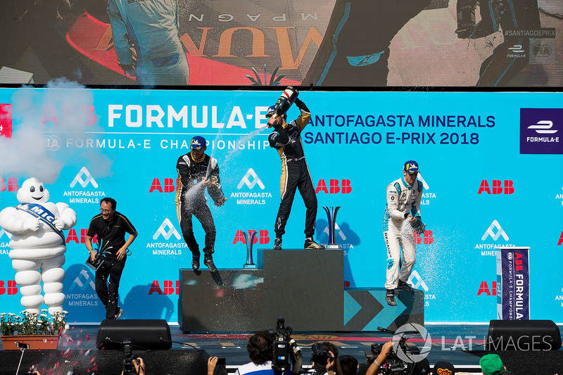 Jean-Eric Vergne, Techeetah, Andre Lotterer, Techeetah enjoy their Mumm Champagne on the podium with Sébastien Buemi, Renault e.Dams