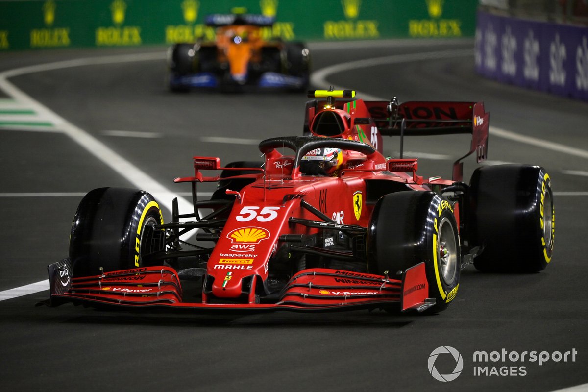 Carlos Sainz Jr., Ferrari SF21