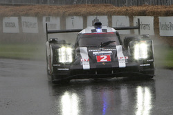 Brendon Hartley im Porsche 919 Hybrid
