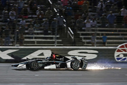 Josef Newgarden, Team Penske Chevrolet crashes