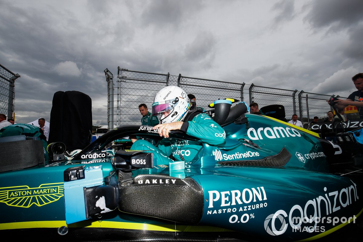 Sebastian Vettel, Aston Martin, arrives on the grid