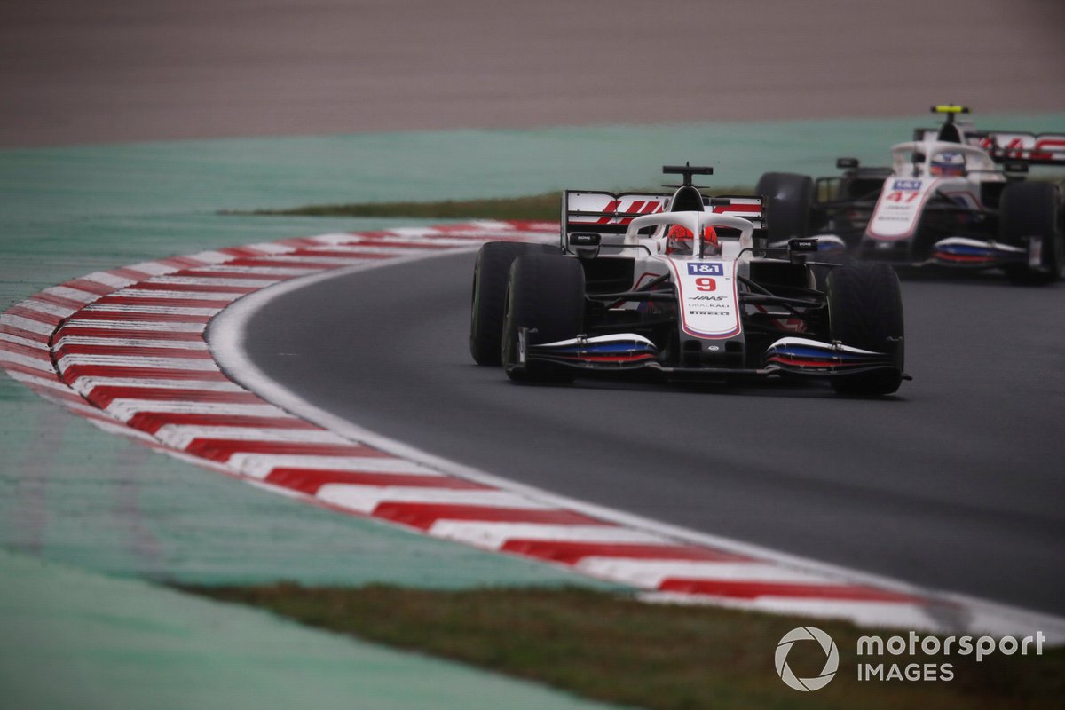 Никита Мазепин, Haas VF-21, Мик Шумахер, Haas VF-21