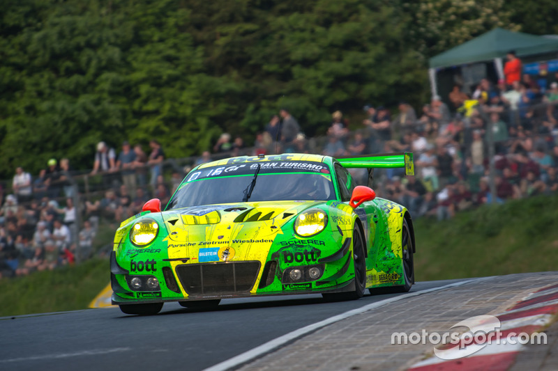 #912 Manthey Racing Porsche 911 GT3 R: Richard Lietz, Patrick Pilet, Frédéric Makowiecki, Nick Tandy