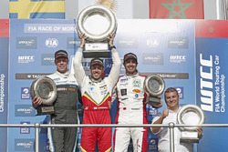 Podium: Ganador, Esteban Guerrieri, Campos Racing, Chevrolet RML Cruze TC1, segundo, Thed Björk, Pol