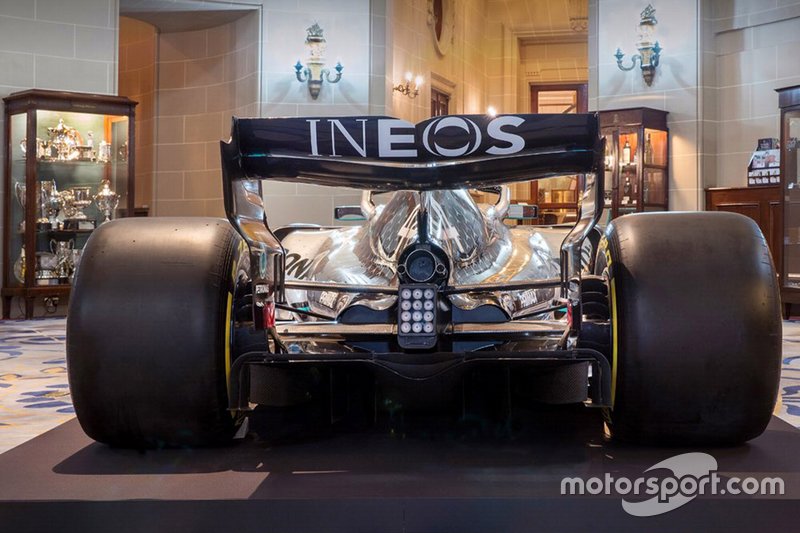 Mercedes AMG F1 W11 detail