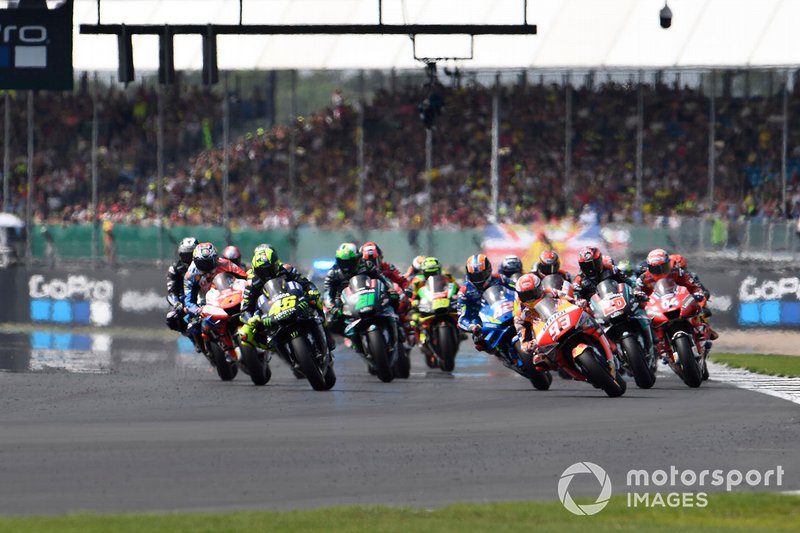 Aksi start para pembalap di MotoGP Inggris 2019