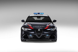 Alfo Romeo Giulia Quadrifoglio Carabinieri