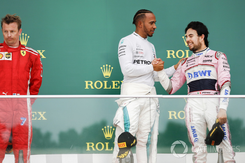 Perez'in yanında hep Hamilton var