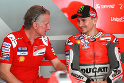 Спортивний директор Паоло Чіабатті, Хорхе Лоренсо, Ducati Team